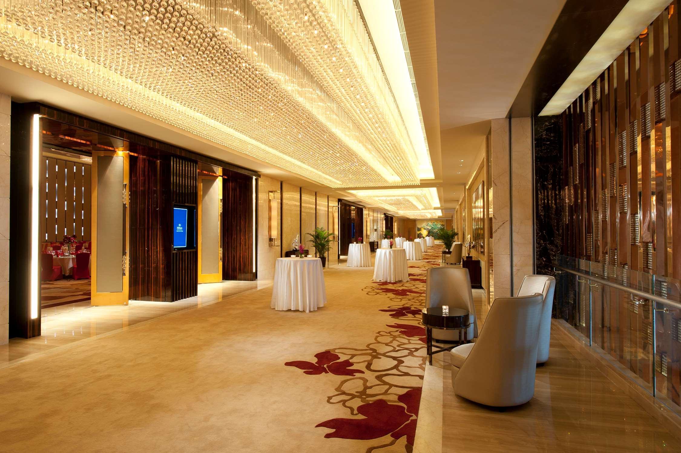Hilton Guangzhou Baiyun - Free Shuttle For Canton Fair Period, Close To Luhu Golf Club & Leather Market Inreriör bild