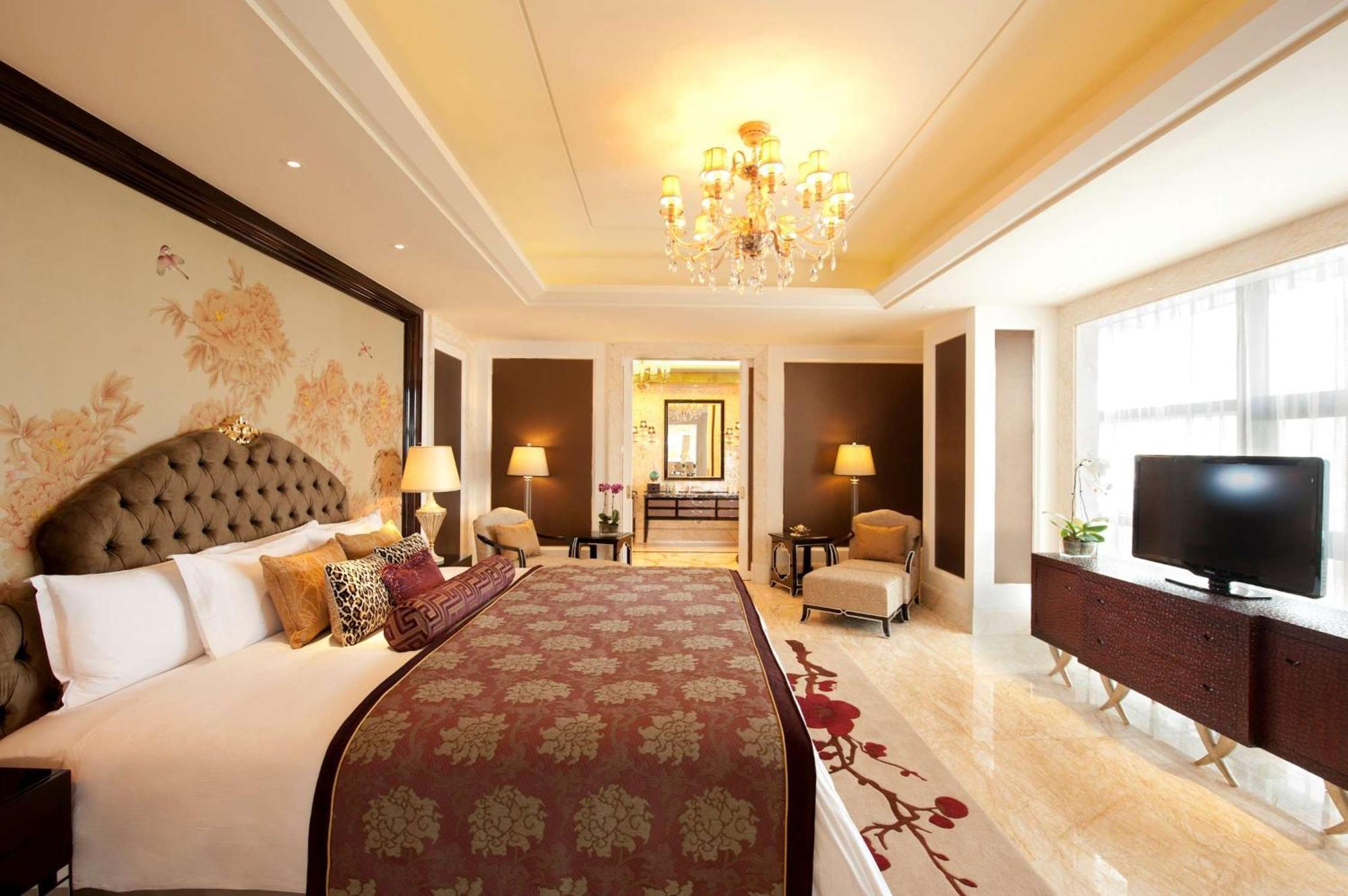 Hilton Guangzhou Baiyun - Free Shuttle For Canton Fair Period, Close To Luhu Golf Club & Leather Market Exteriör bild