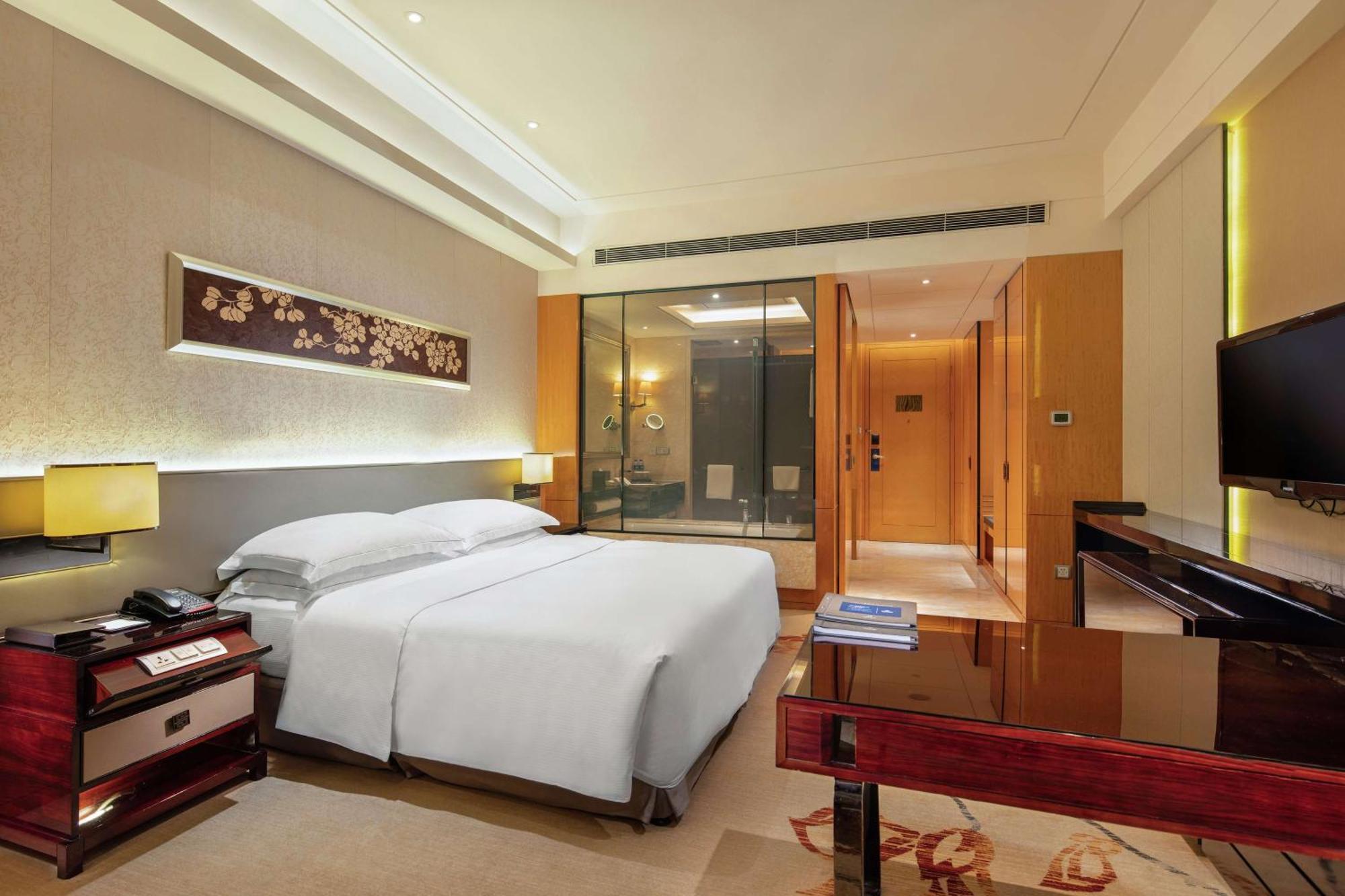 Hilton Guangzhou Baiyun - Free Shuttle For Canton Fair Period, Close To Luhu Golf Club & Leather Market Exteriör bild