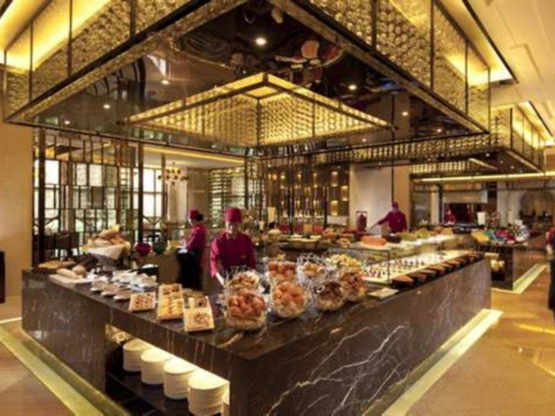 Hilton Guangzhou Baiyun - Free Shuttle For Canton Fair Period, Close To Luhu Golf Club & Leather Market Exteriör bild